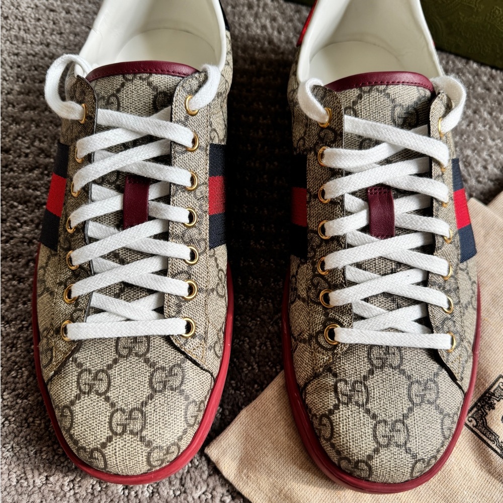 Gucci Monogram Sneakers with Red and Blue Accents - Picture 4 of 11